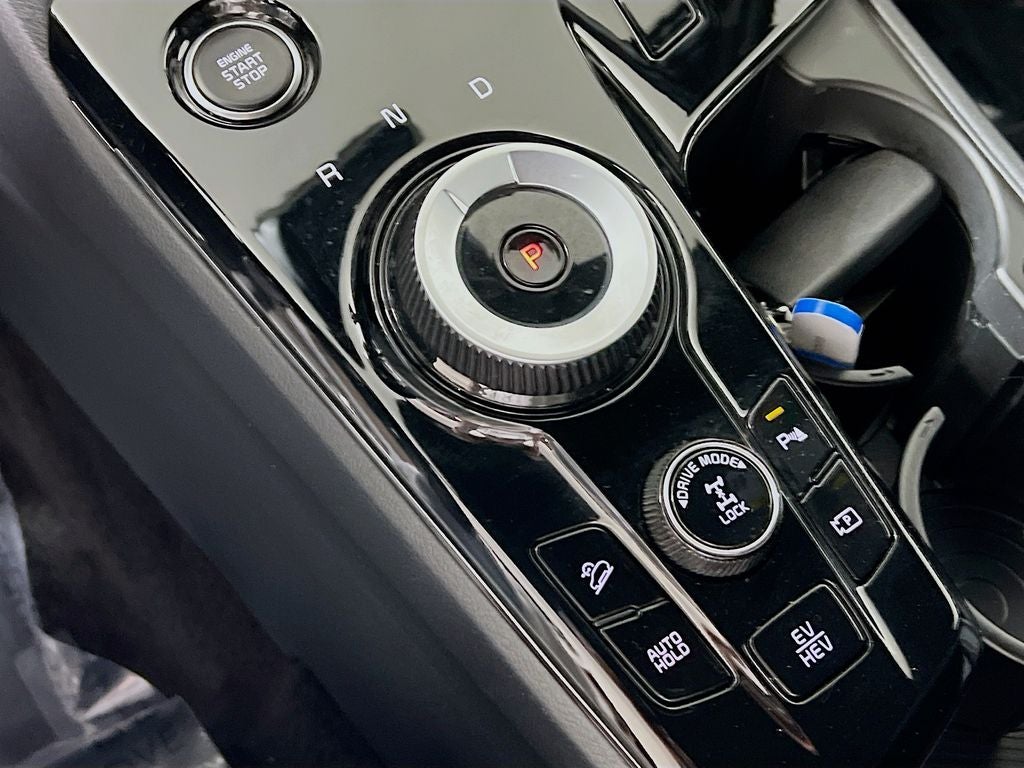 2025 Kia Sportage Plug-In Hybrid X-Line