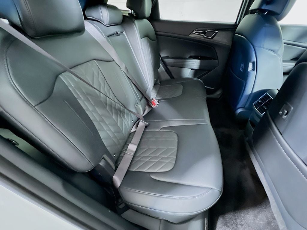 2025 Kia Sportage Plug-In Hybrid X-Line