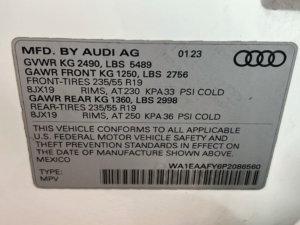 2023 Audi Q5 45 S line Premium quattro