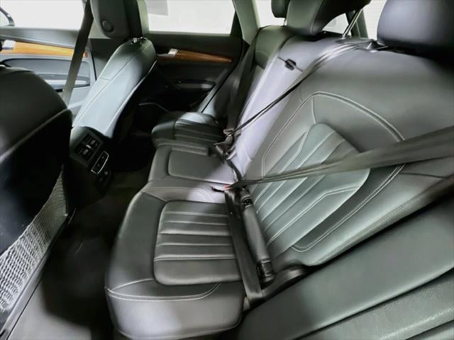 2023 Audi Q5 45 S line Premium quattro