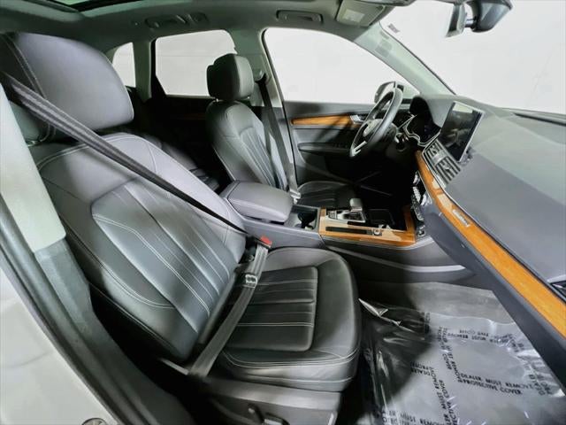 2023 Audi Q5 45 S line Premium quattro