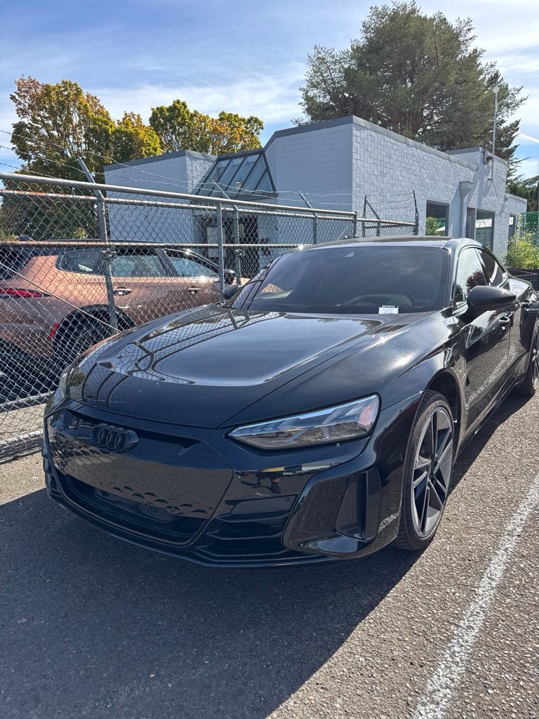 2022 Audi RS e-tron GT Base quattro