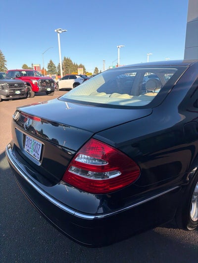 2004 Mercedes-Benz E-Class E 320 Base