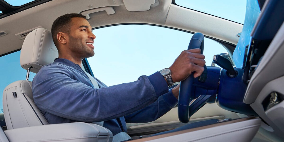 Royal Moore Buick GMC in Hillsboro OR