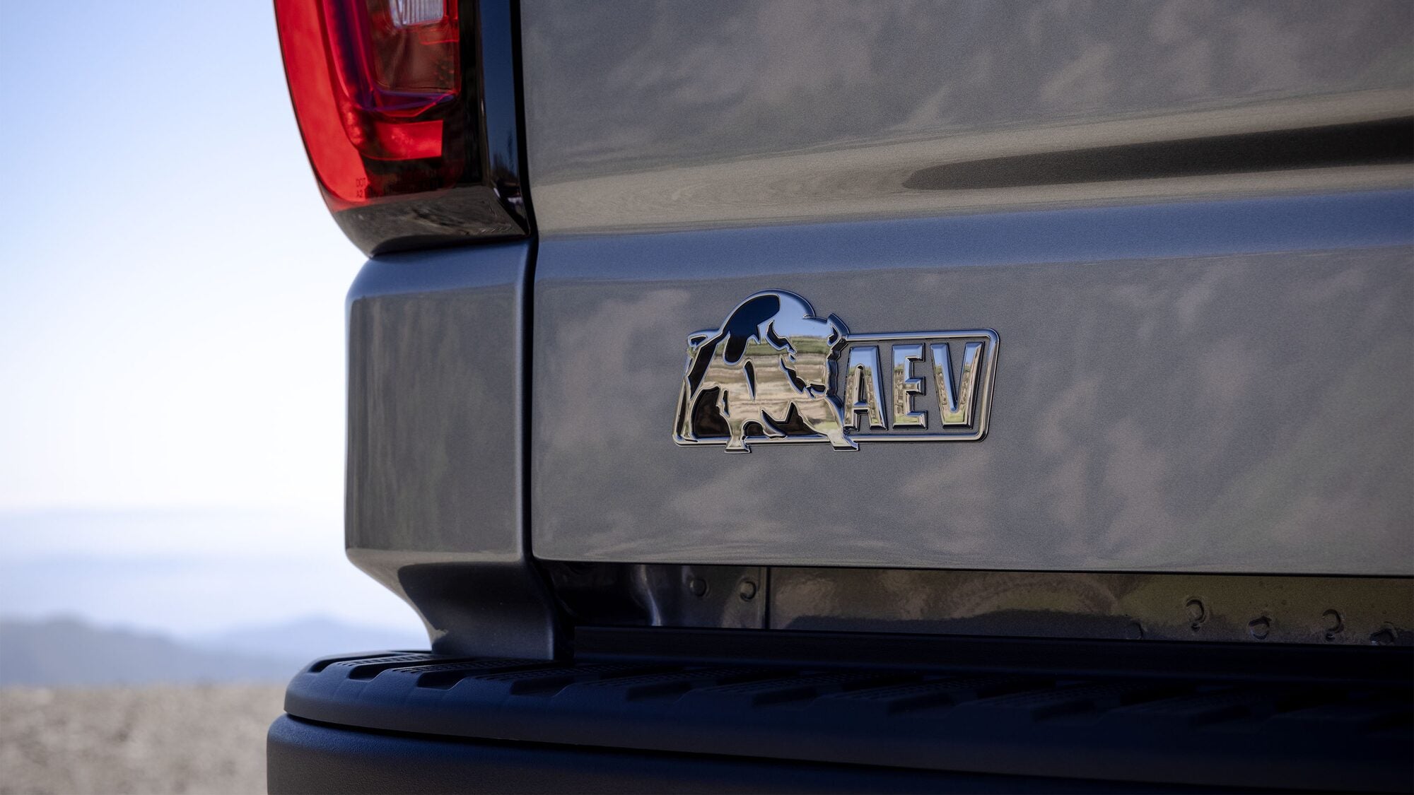 Royal Moore Buick GMC in Hillsboro OR